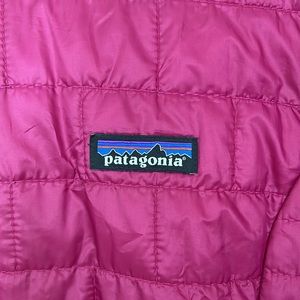 Patagonia Women’s Nano Puff Hoodie
